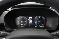 Fahrzeugabbildung Volvo XC 40 T3 MOMENTUM NAVI/LED/KAMERA/VIRT./DAB/AHK