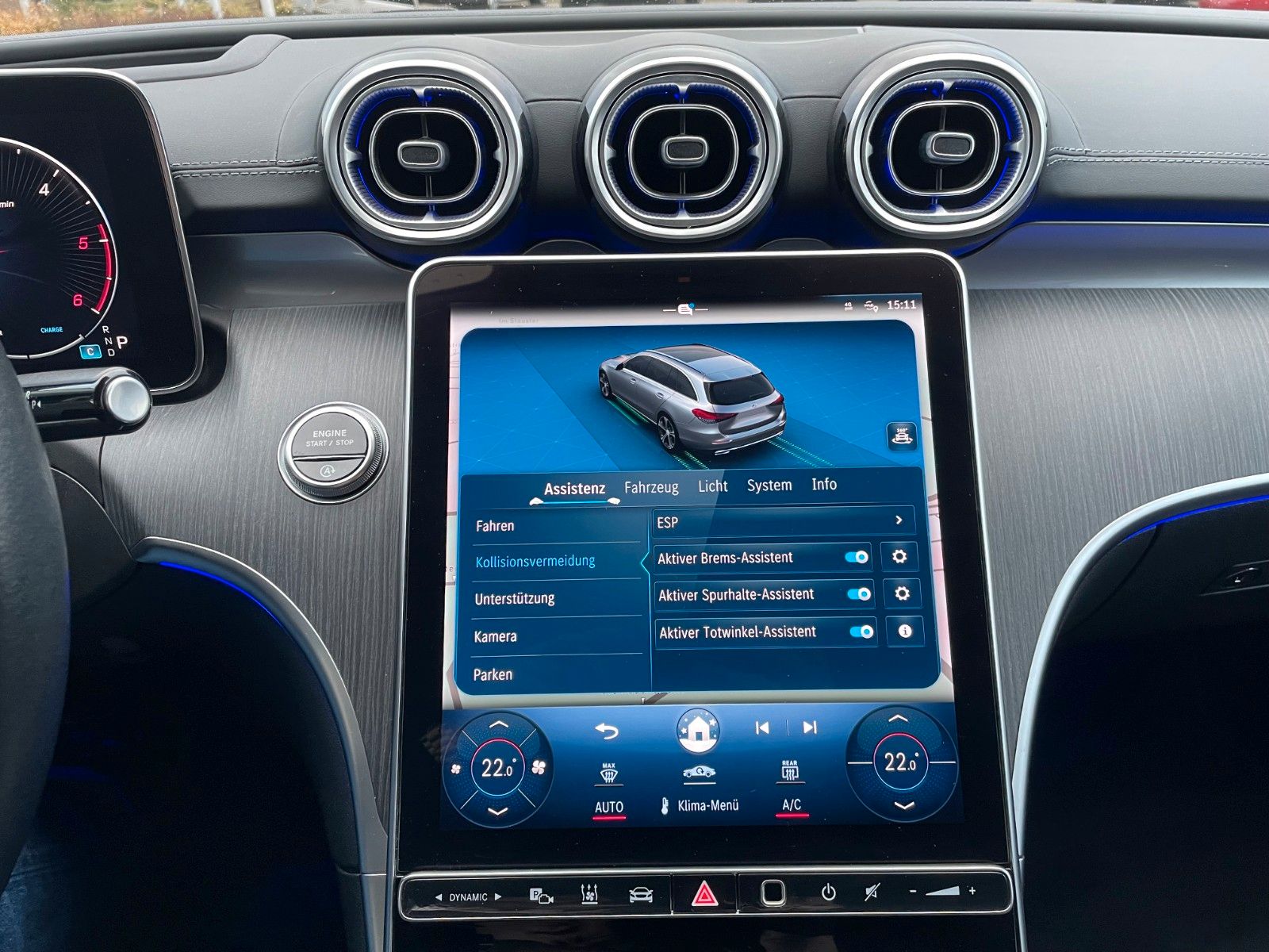 Fahrzeugabbildung Mercedes-Benz C 220 d T AVANTGARDE AHK+HUD+360°+STDH+DISTR