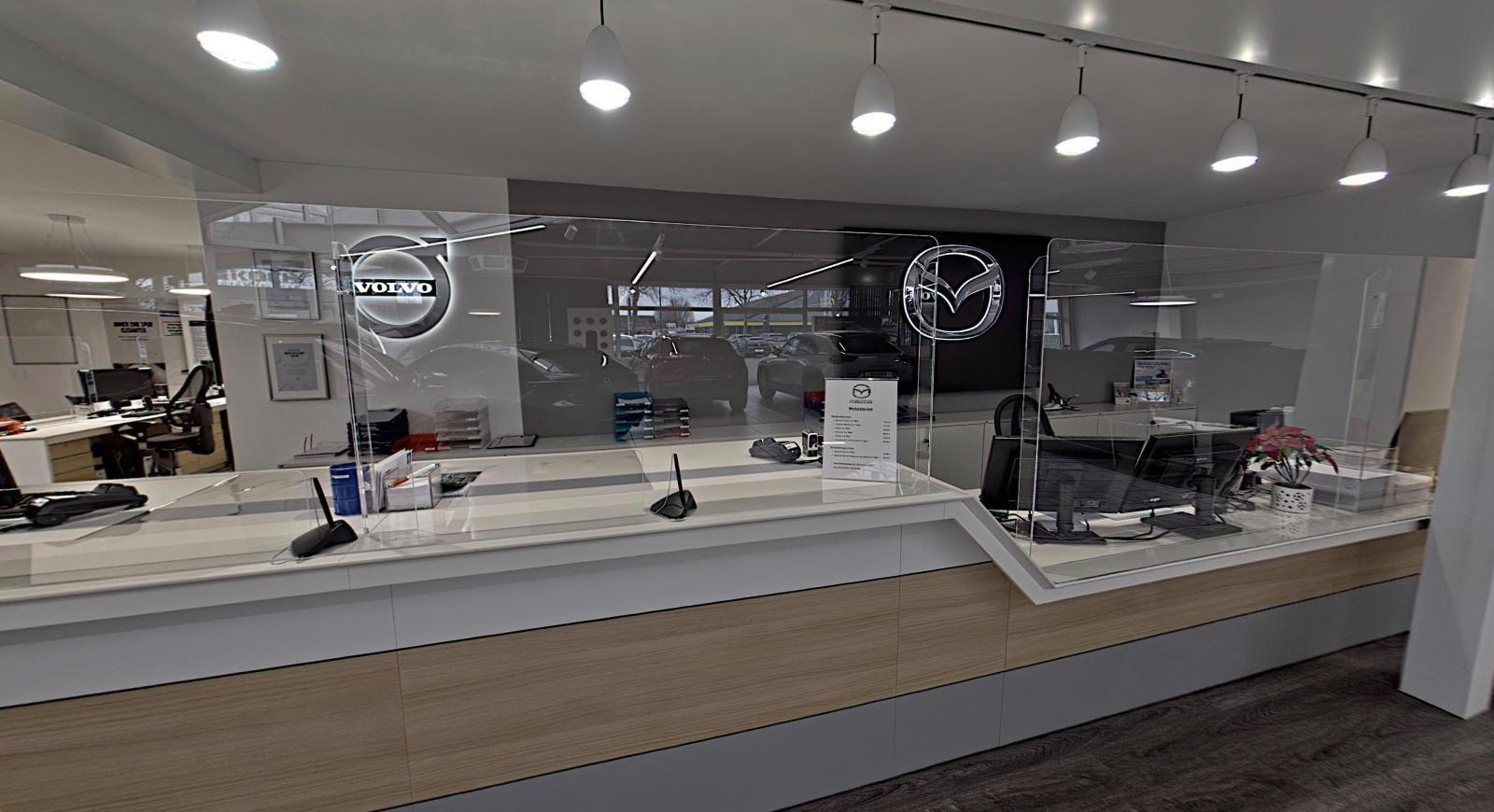 showroom-image-bottom