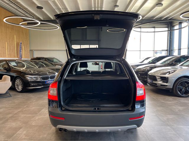 Skoda Octavia Combi Scout 4X4 *TÜV Neu*Xenon*