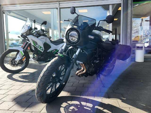 Kawasaki Eliminator 500 Light Tourer