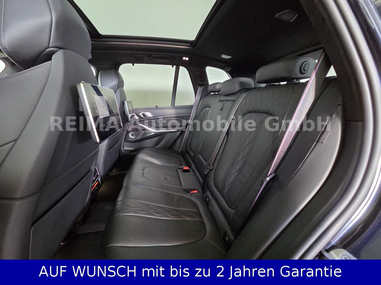 Fahrzeugabbildung BMW X5 M50 i, Laser, ACC, Pano, B&W Sound