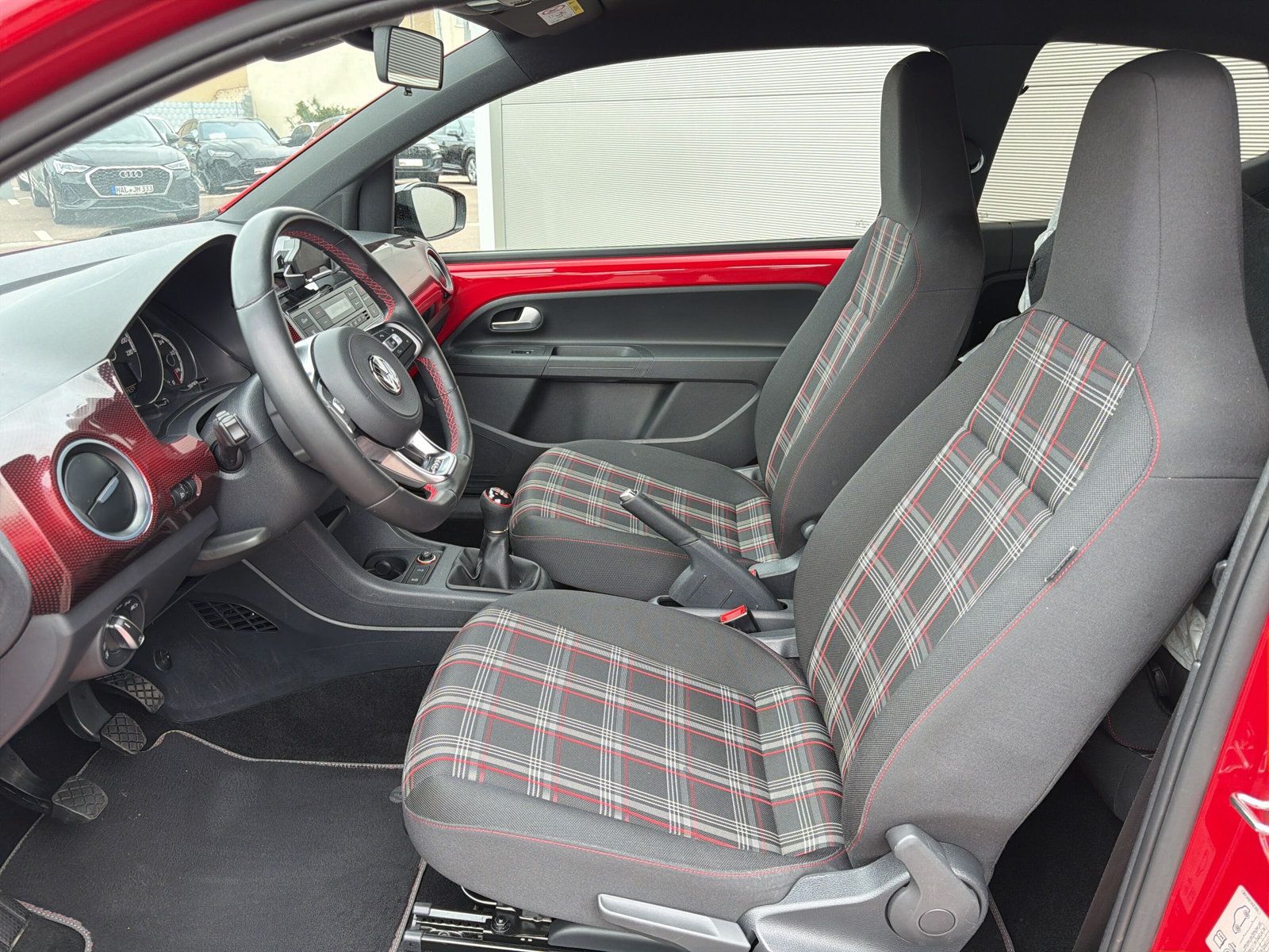 Fahrzeugabbildung Volkswagen up! GTI 1.0 TSI Beats 17Zoll DAB+