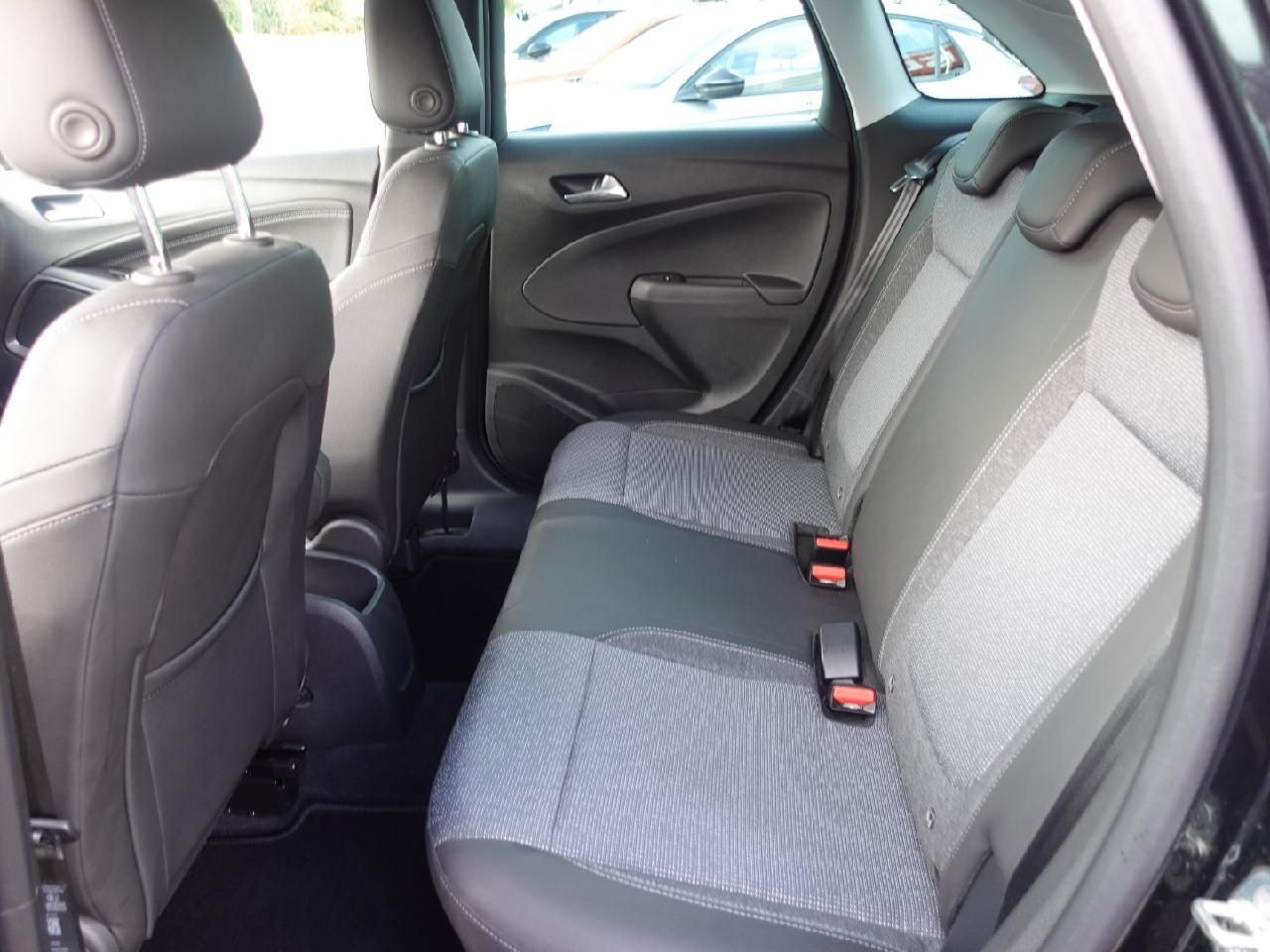 Fahrzeugabbildung Opel Crossland 1,2 Elegance Automatik