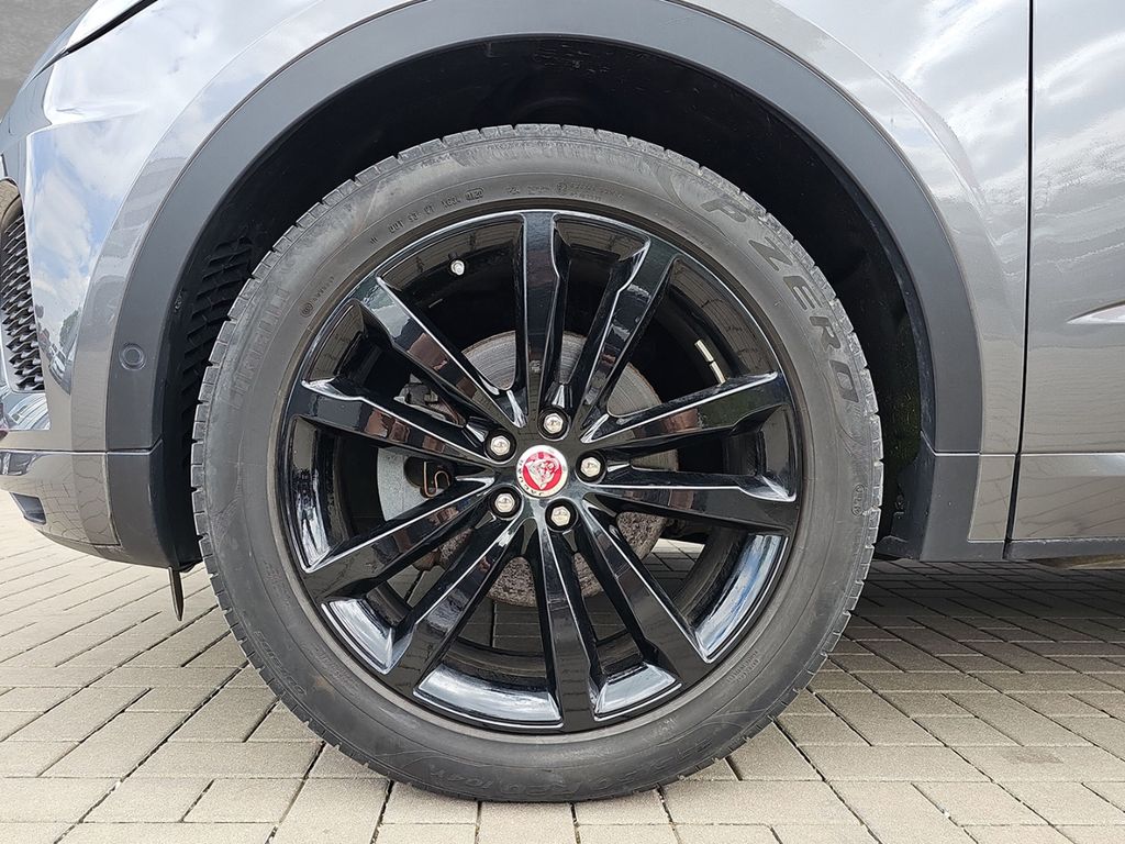 Jaguar E-Pace D180 AWD Chequered Flag