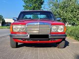 Mercedes-Benz Mercedes Benz W123 230 H Kennzeichen - Old... - Mercedes-Benz 230 mit Benzin-Antrieb: Limousine, Kennzeichen