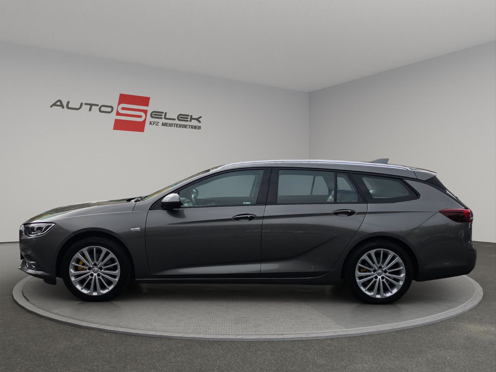 Fahrzeugabbildung Opel Insignia B Sports Tourer Business Innovation