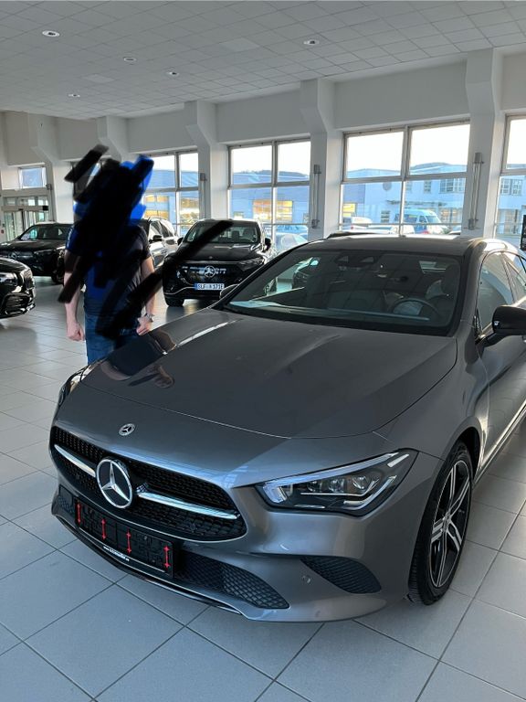 Image of Mercedes-Benz CLA 200 Shooting Brake