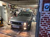 BMW E34 520i 24V M50B20 Schalter Leder Sch... - BMW 520 aus 1990