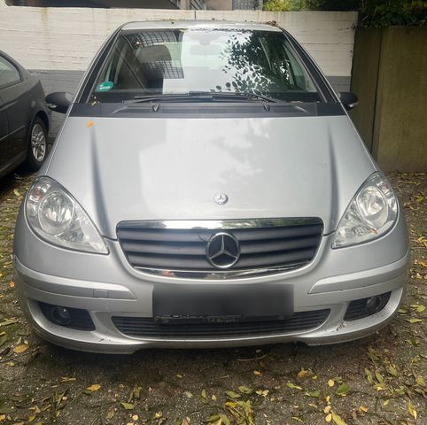 Mercedes-Benz Mercedes Benz A150