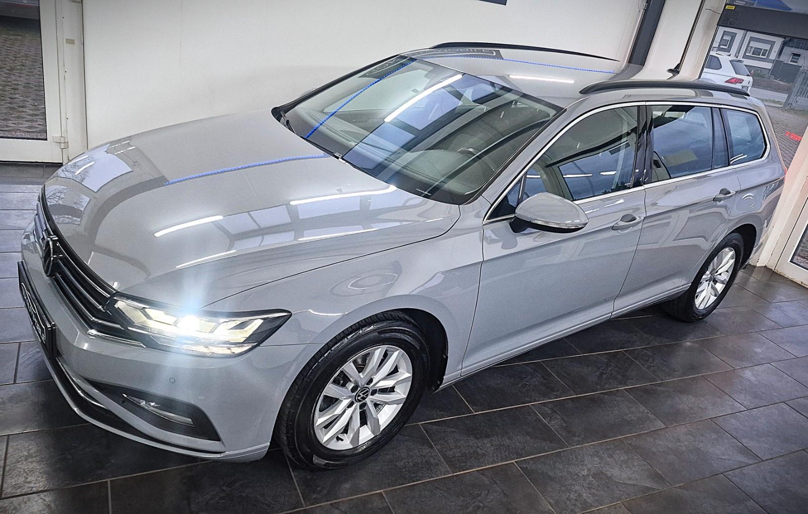 Volkswagen Passat Variant Business 2.0 TDI DSG*AHK*LED*LANE