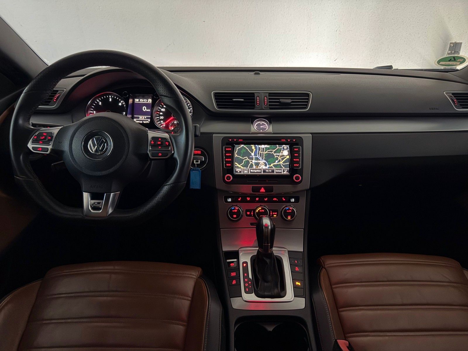Fahrzeugabbildung Volkswagen CC R-LINE/SHZ/KLIMAUT./XENON/PANORAMADACH