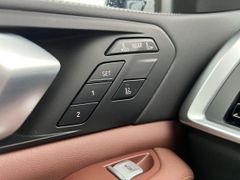 Fahrzeugabbildung BMW X7 40d xD M Sport PRO INTEGRAL H/K PANO ICON 23'