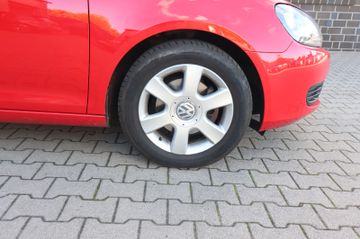 Volkswagen Golf - 8