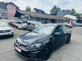 Volkswagen Golf VII Variant Comfortline DSG/BMT/Start-Stopp - mit Diesel-Antrieb: Schwarz, Alcantara, Scheckheftgepflegt, Kombi