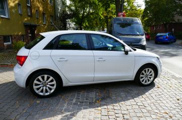 Fahrzeugabbildung Audi A1 Sportback ambition#Xenon#Navi'47Tkm