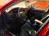 Volkswagen Tiguan Allspace 2.0 TDI SCR DSG 4MOTION High... - rote Volkswagen Tiguan Allspace