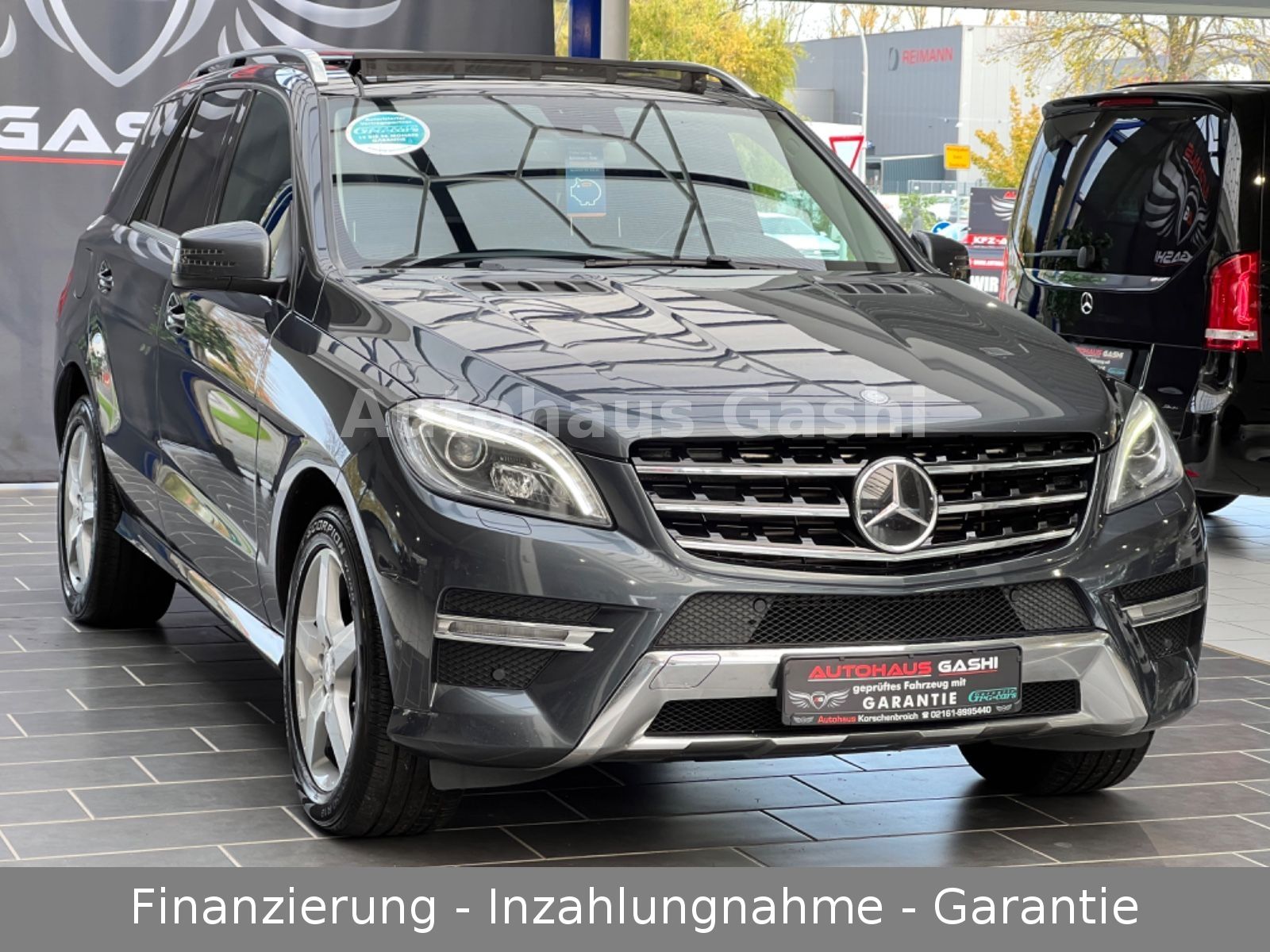 Fahrzeugabbildung Mercedes-Benz ML-350CDI*1.Hd*AMG-Paket*Pano*Stand-HZ*AHK -3500