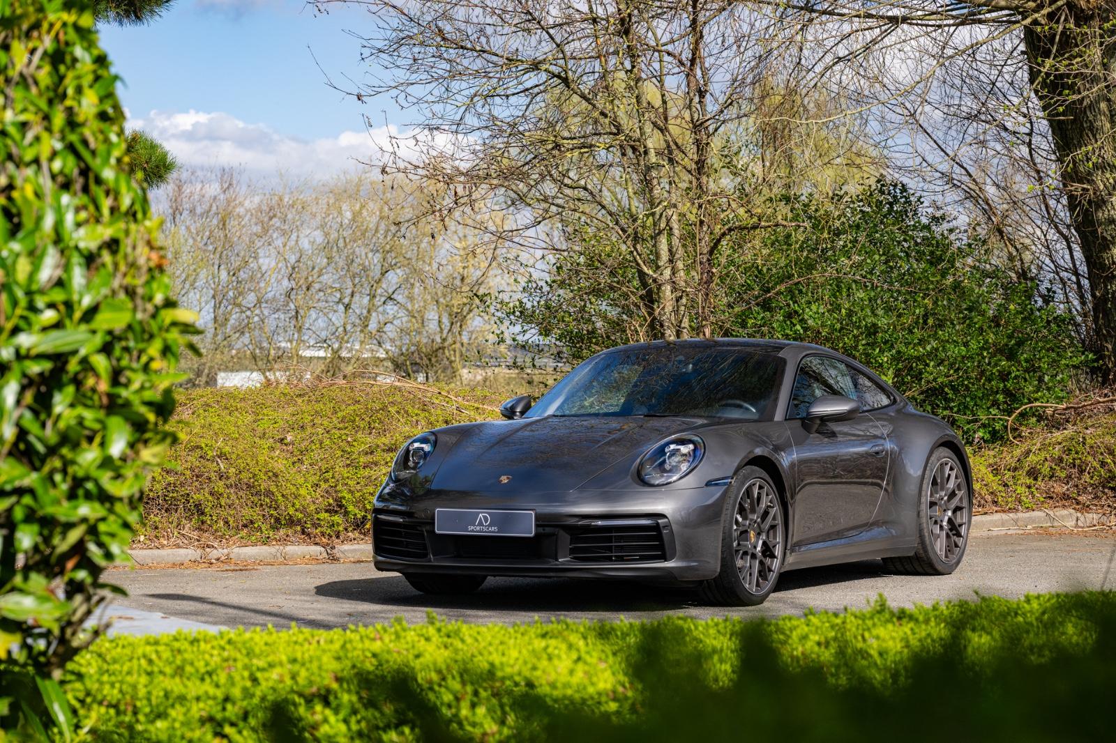 Porsche 911 Carrera 4