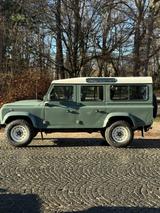 Land Rover Defender 110 TD4 Station Wagon E E - Land Rover Defender Gebrauchtwagen in München