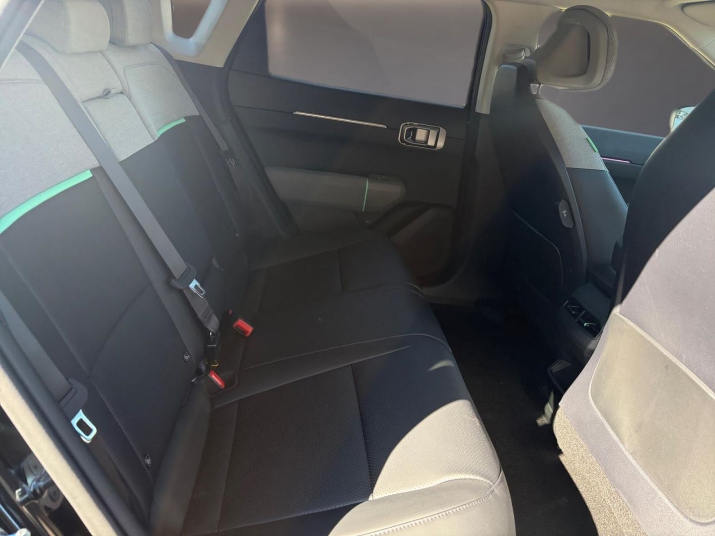 Fahrzeugabbildung Kia EV4 150 kW Earth 58 FWD EARTH UP TE WIC Navi Dig