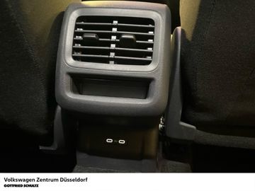 Volkswagen T-Roc - 12
