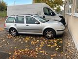Volkswagen Golf 4 1,9 Automatik 2 te hand Dringend Pl... - Volkswagen Golf mit Diesel-Antrieb: Kombi, Automatik, 1.9
