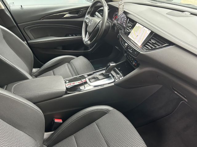 Fahrzeugabbildung Opel Insignia B Sports Tourer Dynamic 4x4 Aut.+Navi+