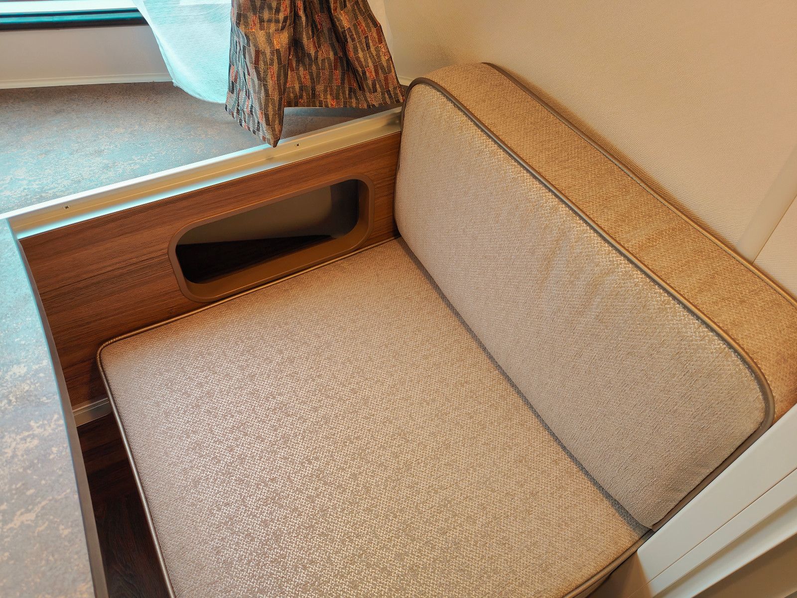 Fahrzeugabbildung HYMER / ERIBA / HYMERCAR Touring 430 - 5.494€ sparen!