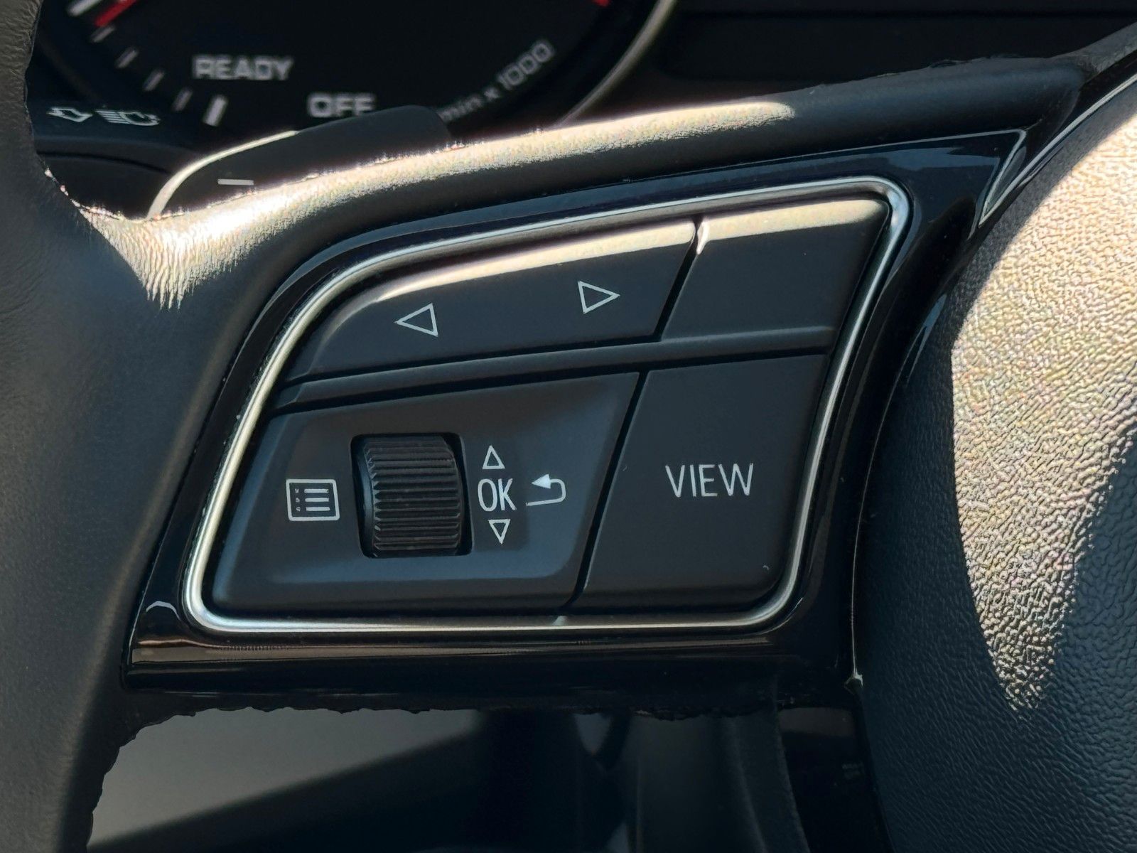 Fahrzeugabbildung Audi A4 Allroad 45 TFSI quattro Pano Temp. Navi SHZ