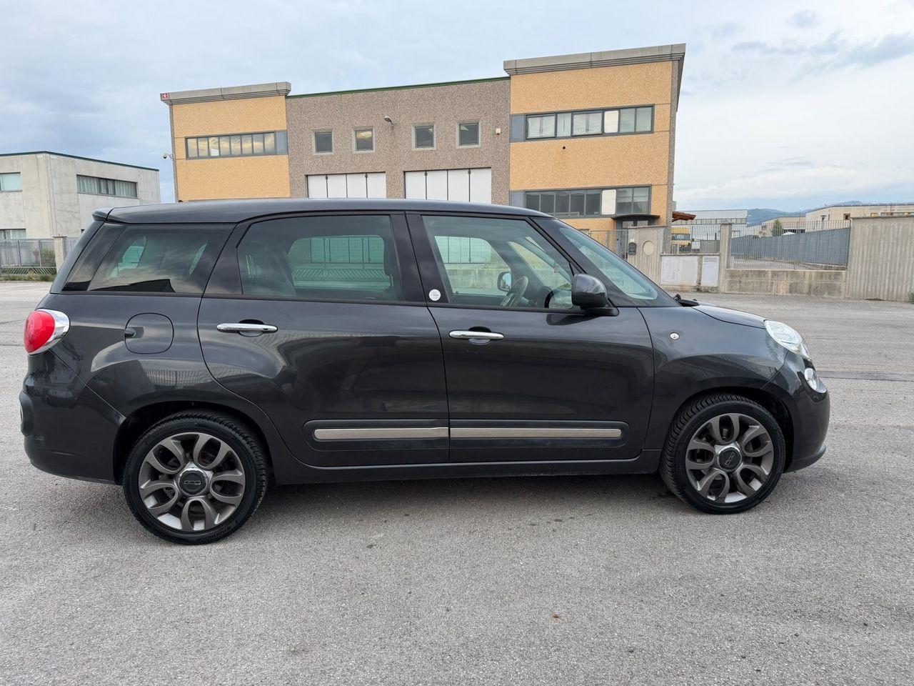 Fiat 500L 2014 — photo 10