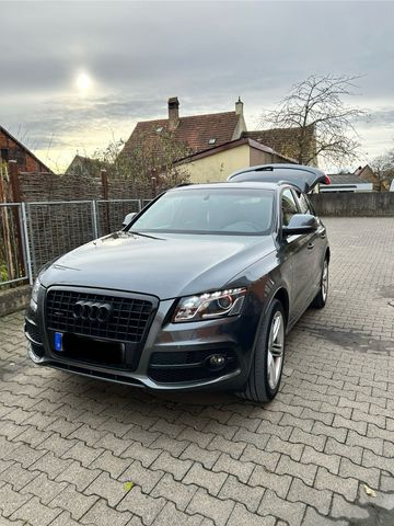 Audi Q5, 3.0 TDi , S-Line, Quattro, Navi, ...