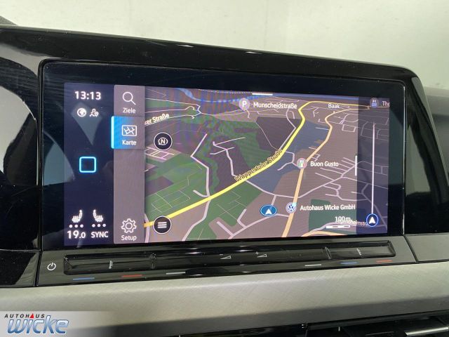 Golf VIII Variant 2.0 TDI Life NAVI KLIMA PDC LE