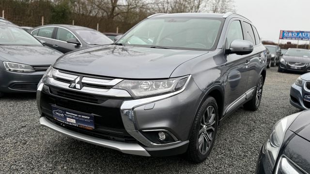 Mitsubishi Outlander Edition360-Kamera*Automatik4x4*TÜV NEU