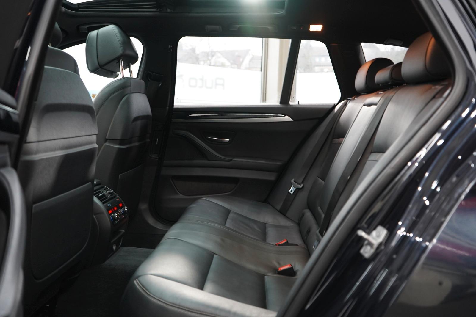 BMW M550 d Touring xDrive 381 ch • BVA • Harman Kardon • HUD • Toit Panoramique