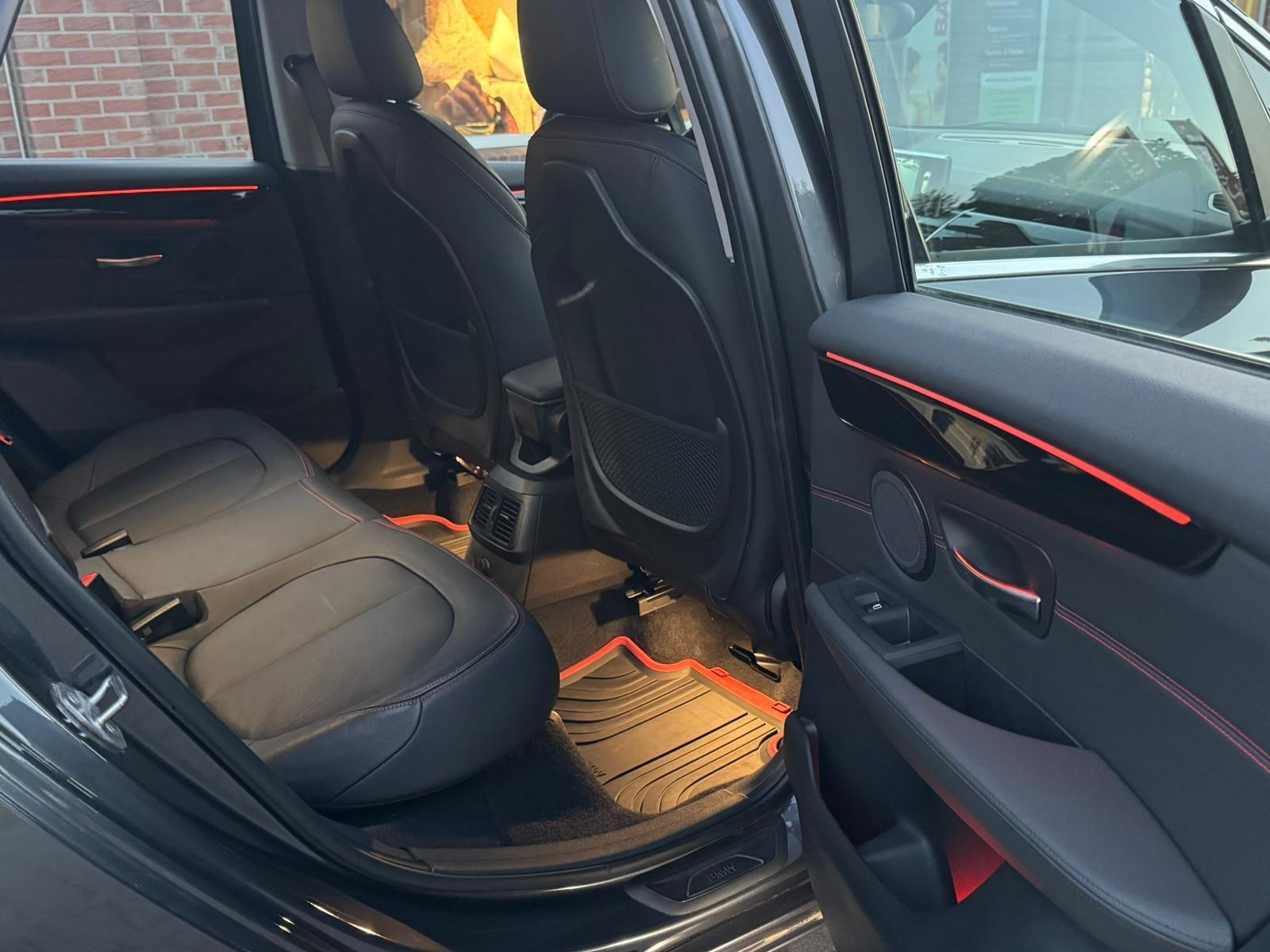 BMW 225i xDrive Sport Line/Pano/AHK/Kamer/H-up/Leder