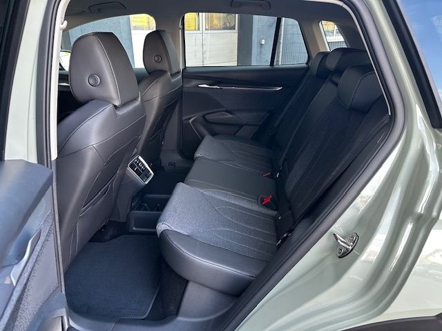 Elroq 50 Tour AHK;NAV;ACC;SHZ;PDC;CARPLAY;KESSY