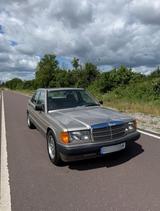 Mercedes-Benz Mercedes 190 E W201 2.0 - Mercedes-Benz in Magdeburg: 1.0
