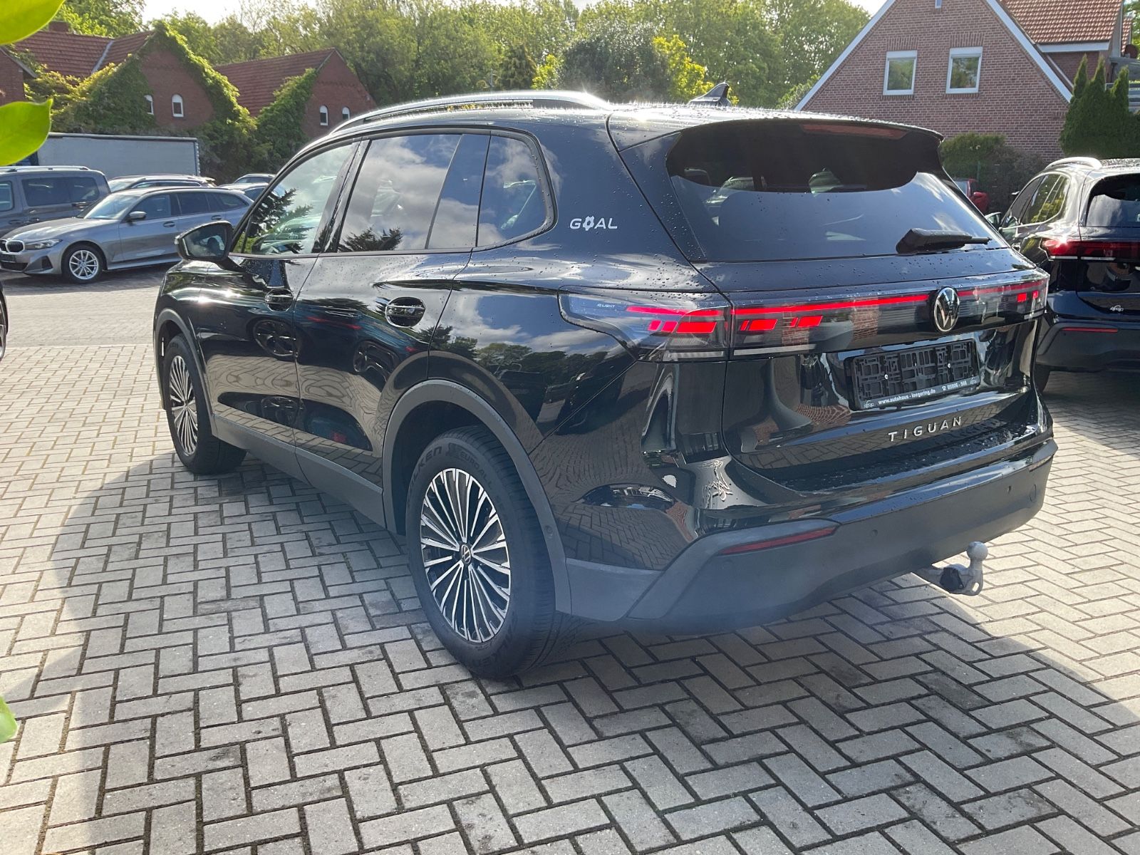 Fahrzeugabbildung Volkswagen Tiguan 2.0 TDI DSG GOAL,AHK,IQLight,Navi,ACC,Kam