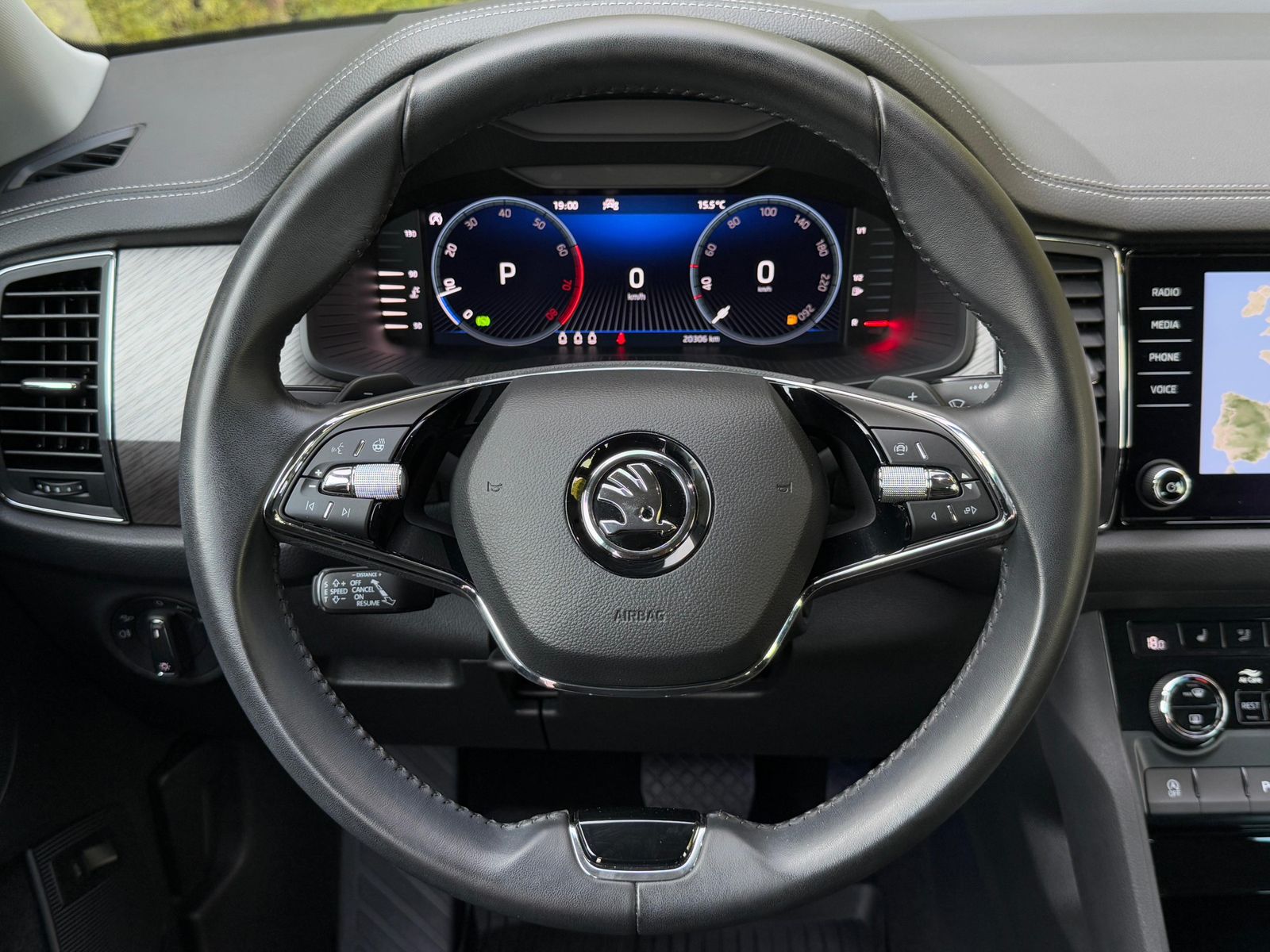 Fahrzeugabbildung SKODA Kodiaq 2.0 TSI DSG 4x4 Style MATRIX+KAM+ACC+VIRT
