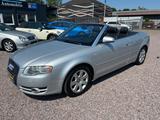 Audi A4 Cabriolet 1.8 T *Navi*Xenon*Vollleder* - Audi A4 aus 2007: Cabrio