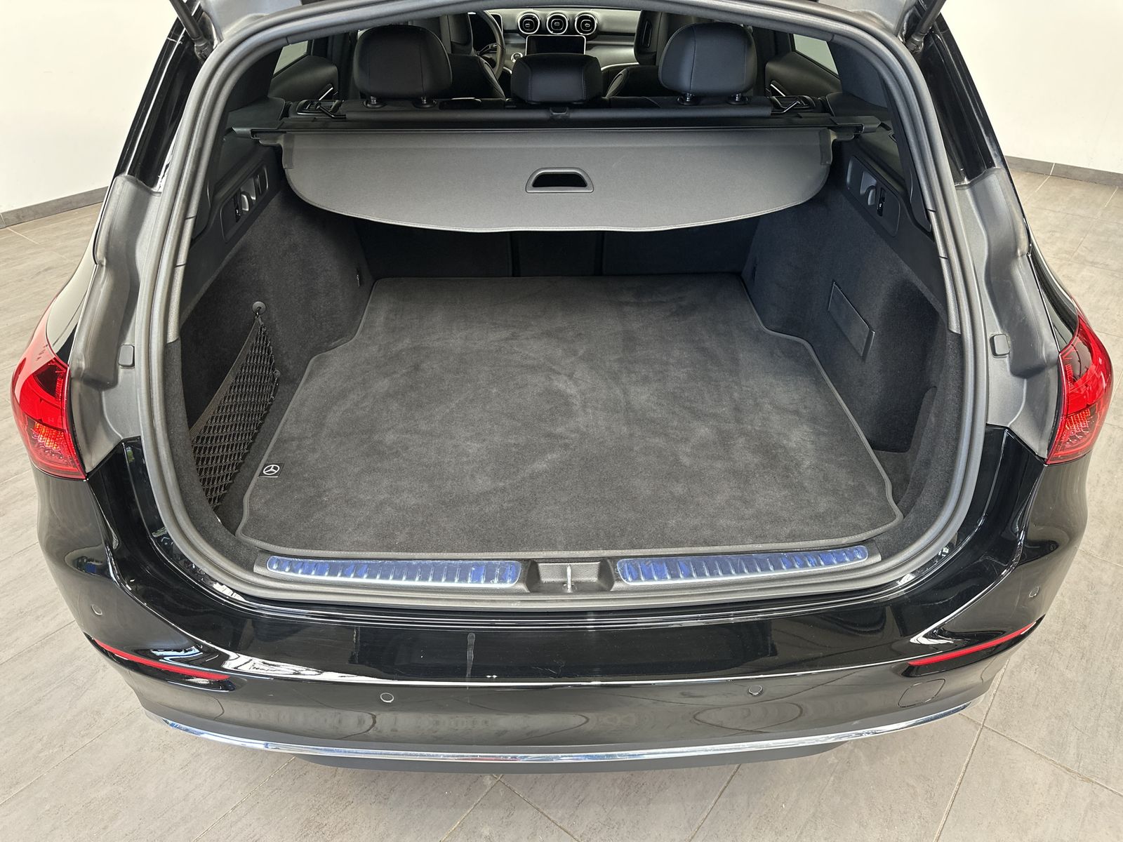 Fahrzeugabbildung Mercedes-Benz C 220d T Avantgarde Adv NAV+MATRIX+WIDE+18ZO+KAM