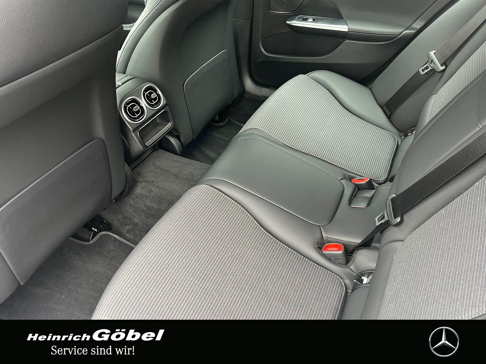 Fahrzeugabbildung Mercedes-Benz C 200 d Avantgarde (EURO 6d)