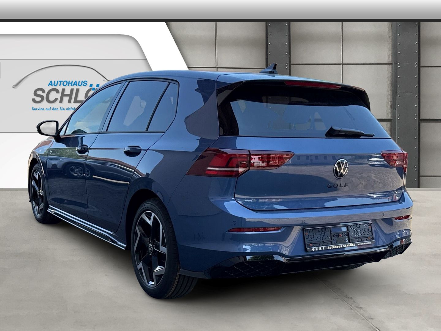 Volkswagen Golf VIII 1.5 eTSI R-Line Sportpaket HUD Navi Di foto 4