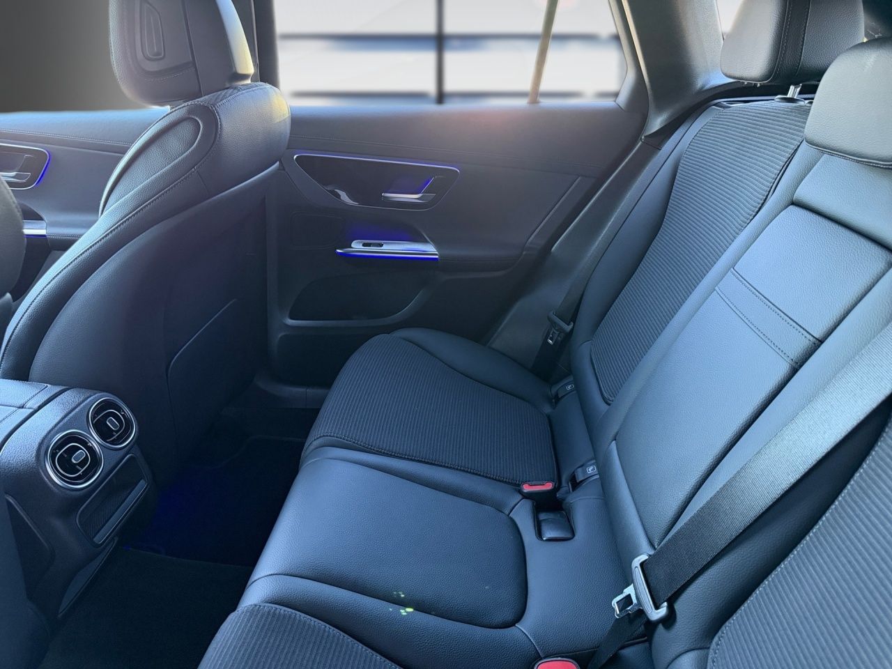 Fahrzeugabbildung Mercedes-Benz GLC 220 d 4M AVANTGARDE+AHK+MEMORY+CARPL+TOTW+