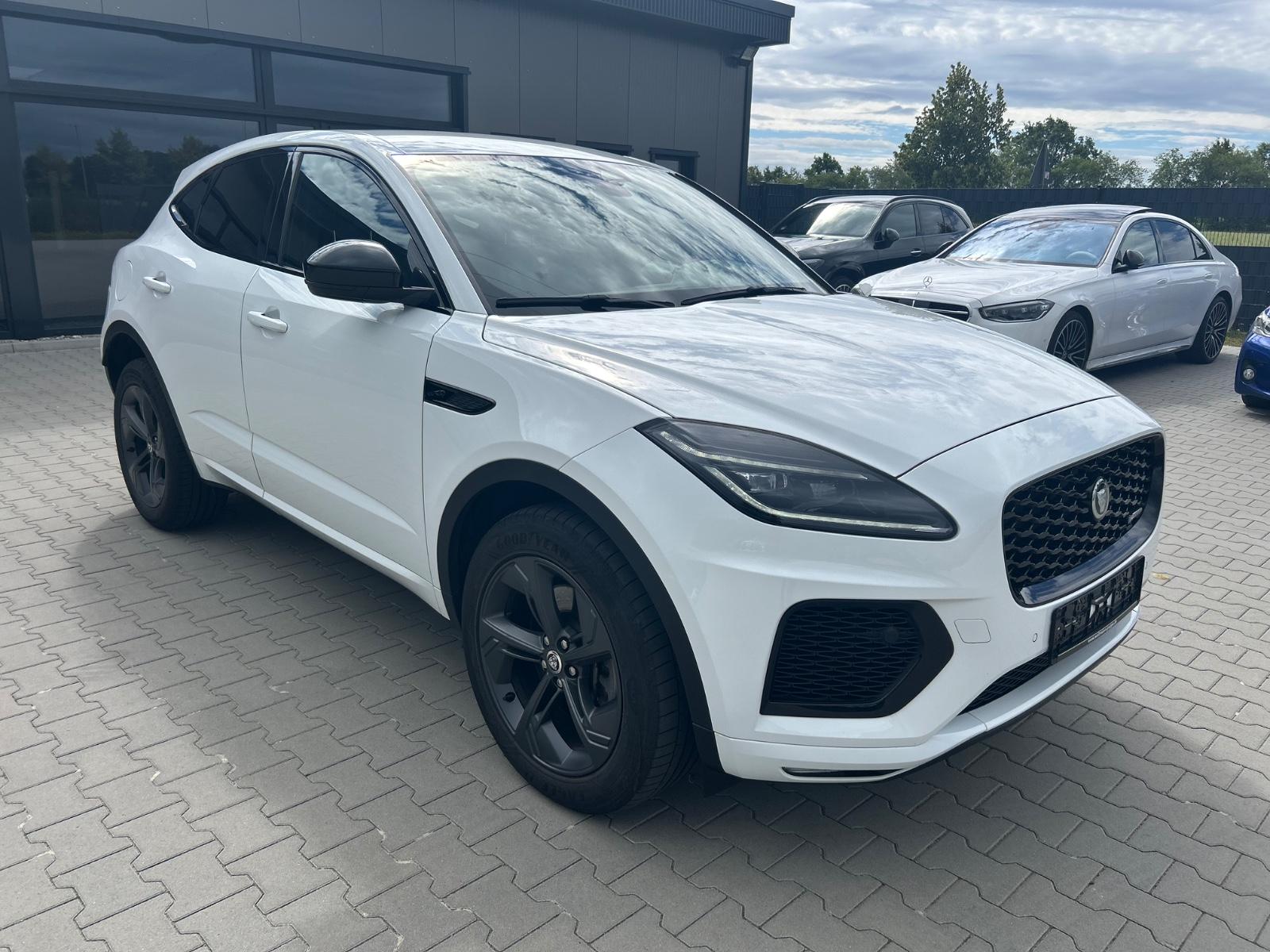 Jaguar E-Pace R-Dynamic AWD Black Pack -ACC-RFK-19Zo