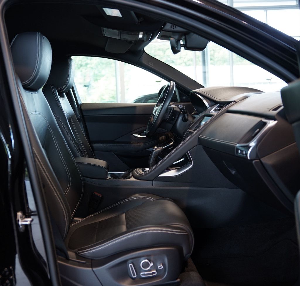 Jaguar E Pace