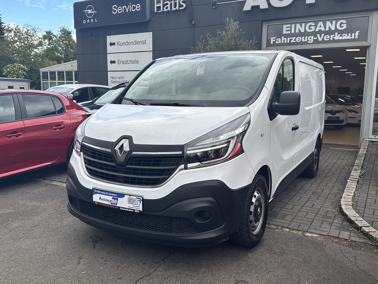 Renault Trafic L1H1 2,8*WÜRTH-Regalsystem*AHK*LED*PDC*