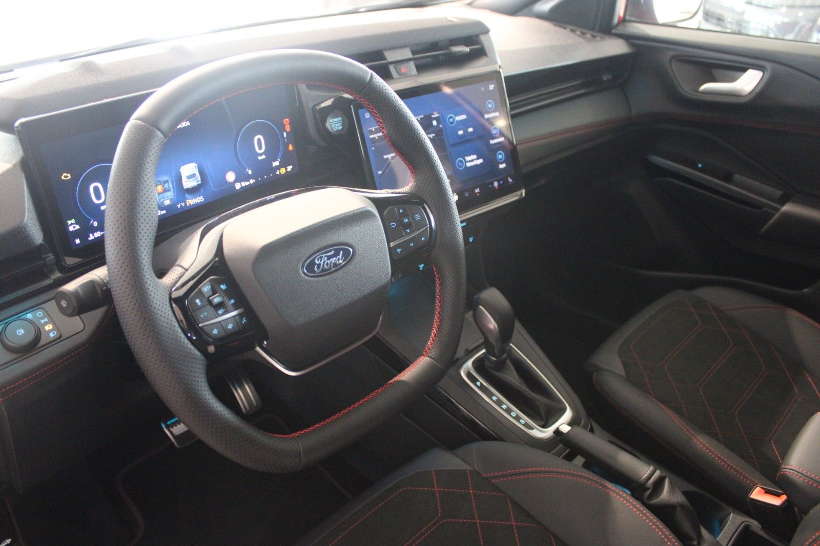 Fahrzeugabbildung Ford Puma 1,0 EcoBoost Hybrid ST-Line X Automatik LED