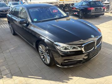 BMW 740 - 7